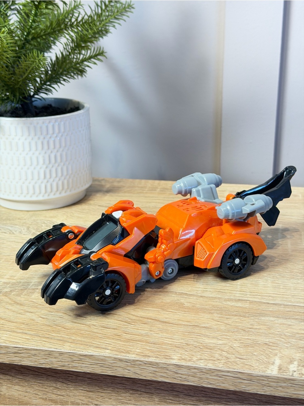 VTech Switch & Go T-Rex Race Car Easy to Transform with Light Effects WORKS